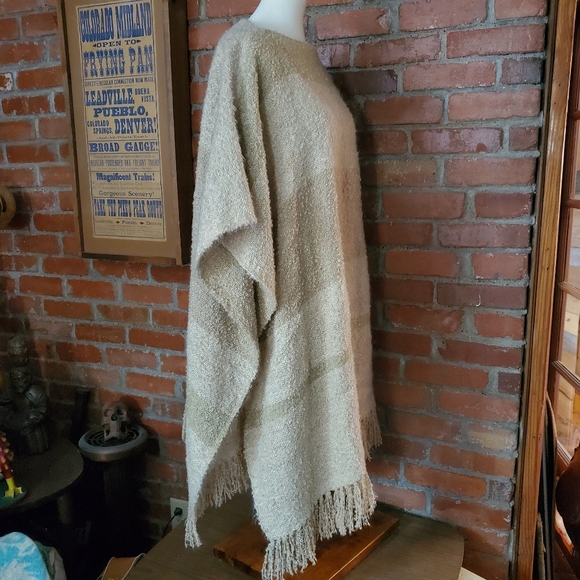 Vintage 70s del Sol inc Finge Blanket Poncho - Picture 3 of 8